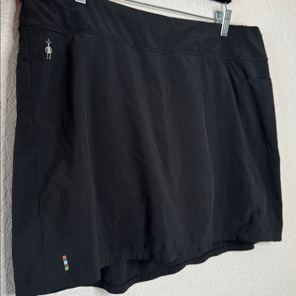 Smartwool Black Skort XL Wool Athletic Hiking Athleisure Outdoor Golf Tennis - Picture 3 of 7